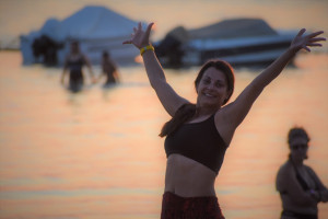 Φωτεινή Μπήτρου: Τι προσφέρει η beach yoga - Δύο λόγοι που την κάνουν δημοφιλή