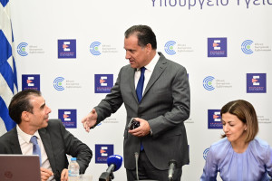 Απογευματινά χειρουργεία: Δώρο στους ιδιώτες και νέα «έκπτωση»