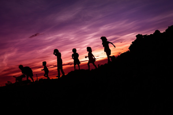 Παιδοψυχολόγος Harvard: Γιατί τόσο πολλά παιδιά δυσκολεύονται σήμερα - Τι πρέπει να κάνουν οι γονείς