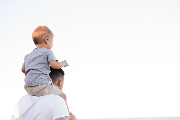 10 συμβουλές για την ανατροφή παιδιών και εφήβων, σύμφωνα με ειδικό ψυχολογίας
