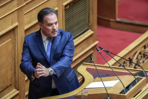 Άδωνις Γεωργιάδης: «Δεν θα κλείσουν τα φαρμακεία του ΕΟΠΥΥ»