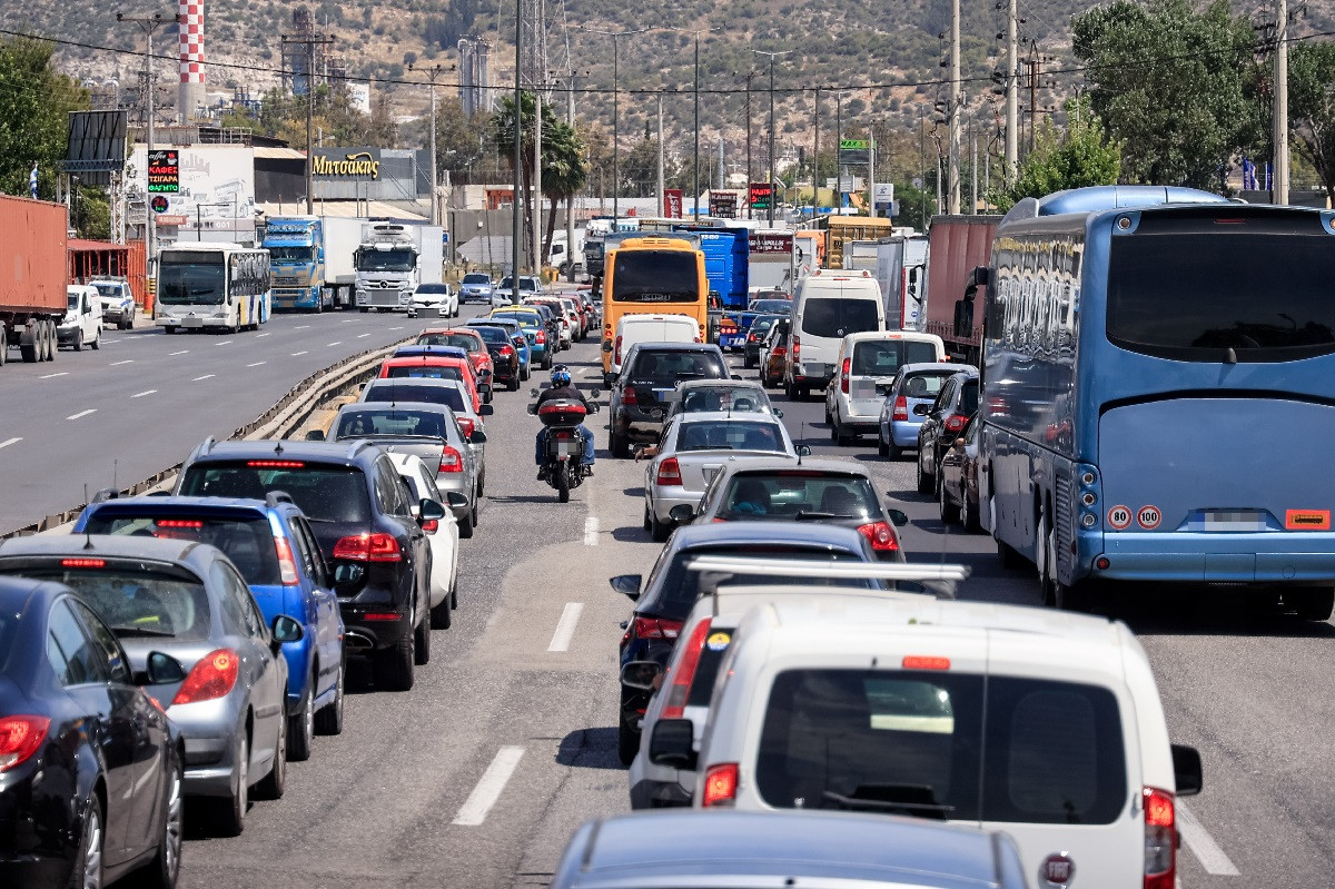 Οδηγίες για την οδήγηση σε συνθήκες καύσωνα