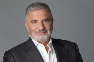 Γιώργος Πατούλης: Η μετανάστευση των νέων ιατρών: από εθνική απώλεια σε ευκαιρία επαναπατρισμού