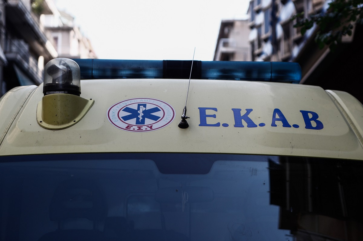 ΕΚΑΒ: Ύποπτες συμπτώσεις και κούφιες υποσχέσεις