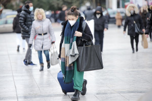 Γρίπη: Σε υψηλότερα επίπεδα από τον κορωνοϊό - «Καμπανάκι» από ΠΟΥ