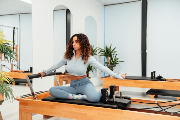 Reformer Pilates: Κινητικότητα, ευελιξία και προπόνηση δύναμη