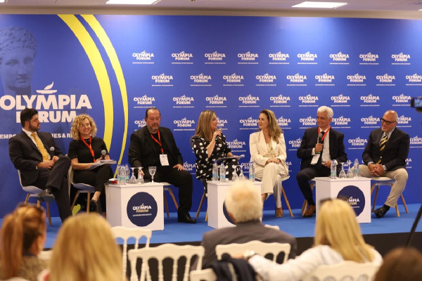 Τεχνητή νοημοσύνη: Τι να περιμένουμε στην Υγεία τα επόμενα χρόνια