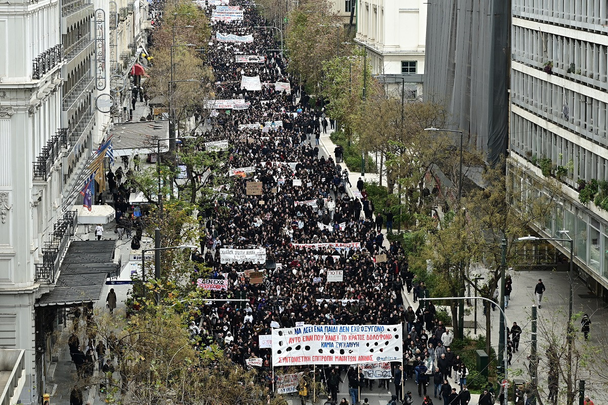 Τέμπη: Οι εργαζόμενοι του προγράμματος «Philos» καλούν σε νέα κινητοποίηση στις 05/03 στο Σύνταγμα