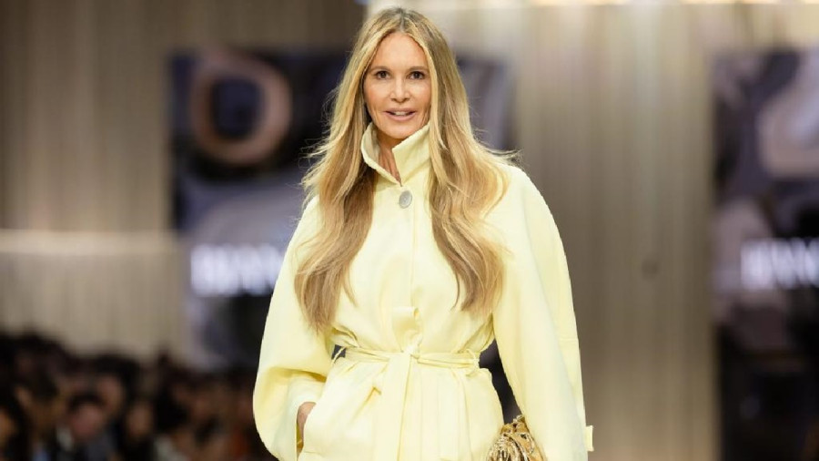 Elle Macpherson: Τι αποκάλυψε για την κρυφή της μάχη με τον καρκίνο του μαστού