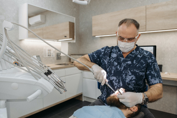 Απεργούν στις 10 Φεβρουαρίου οι οδοντίατροι-Τι διεκδικούν