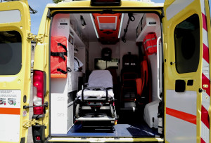 Λάρισα: Νοσηλεύτρια τραυματίστηκε μέσα σε ασθενοφόρο κατά τη διάρκεια διακομιδής