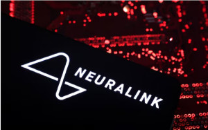 Neuralink: Εγκρίθηκε το «Blindsight» από τον FDA που θα δώσει ξανά όραση στους τυφλούς