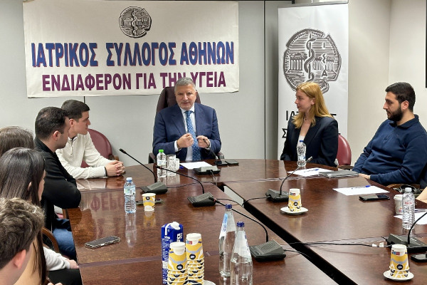 ΙΣΑ: Συνάντηση με εκπροσώπους φοιτητών της Ιατρικής Σχολής Αθηνών – Δημιουργία κοινής επιτροπής συνεργασίας